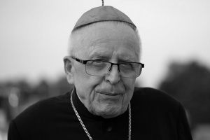 arcybiskup Stanisław nowak